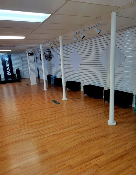 More Photos Of 272 Mackall St, Elkton Office For Sale