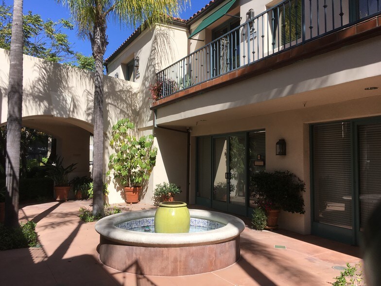 More Photos Of 550 Silver Spur Rd, Rancho Palos Verdes Office For Lease