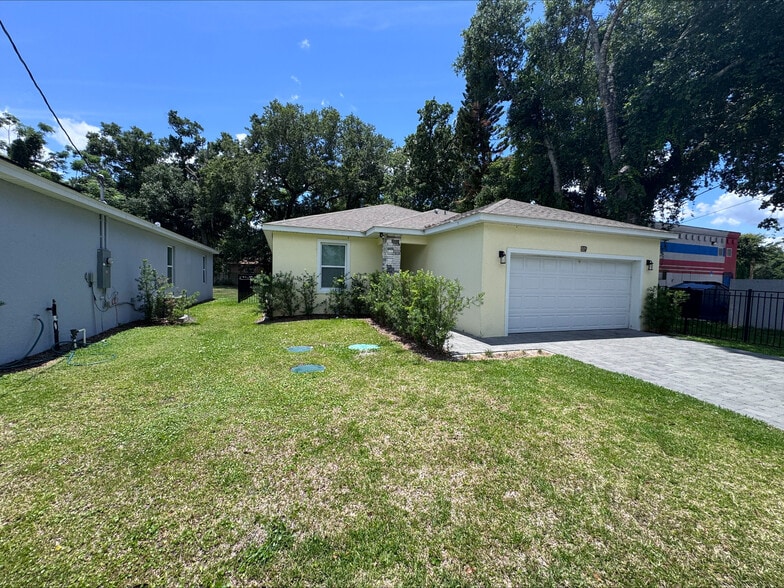 More Photos Of , Orlando Specialty For Sale