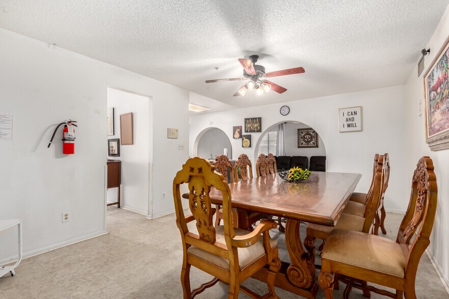 More Photos Of 10227 N 56th Dr, Glendale Assisted Living For Sale