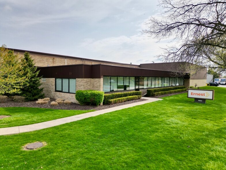 Primary Photo Of 23800 Research Dr, Farmington Hills Manufacturing For Sale