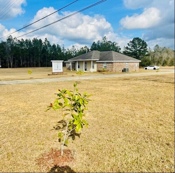 More Photos Of 21238 Highway 49, Saucier Office For Lease