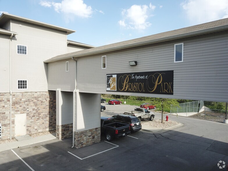 More Photos Of 630 NW Yennie St, Grain Valley Apartments For Lease