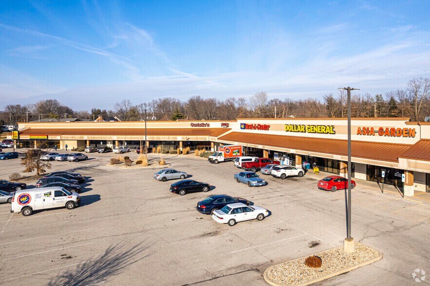 More Photos Of 1948-1982 Vandalia St, Collinsville Unknown For Lease