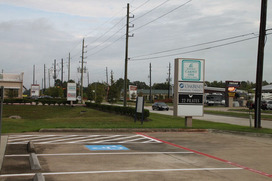 More Photos Of 16333 Mueschke Rd, Cypress Warehouse For Lease