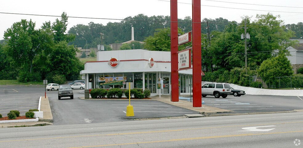 More Photos Of 9201 Parkway E, Birmingham Restaurant For Sale