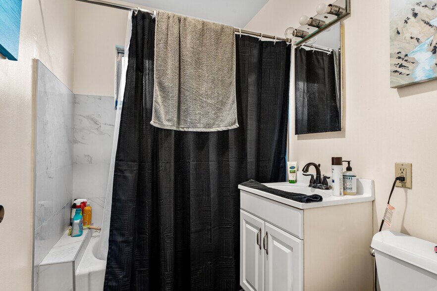 More Photos Of 5707 Mildred St, San Diego Apartments For Sale