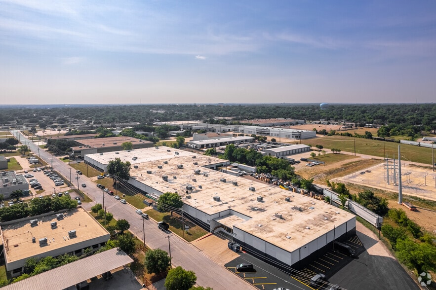 Primary Photo Of 3131 W Bolt St, Fort Worth Warehouse For Lease