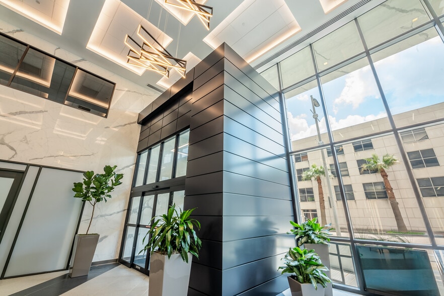 More Photos Of 1315 St Joseph Pky, Houston Medical For Lease