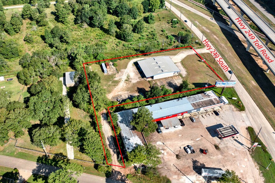 More Photos Of 34715 Tomball Pky, Pinehurst Auto Repair For Sale