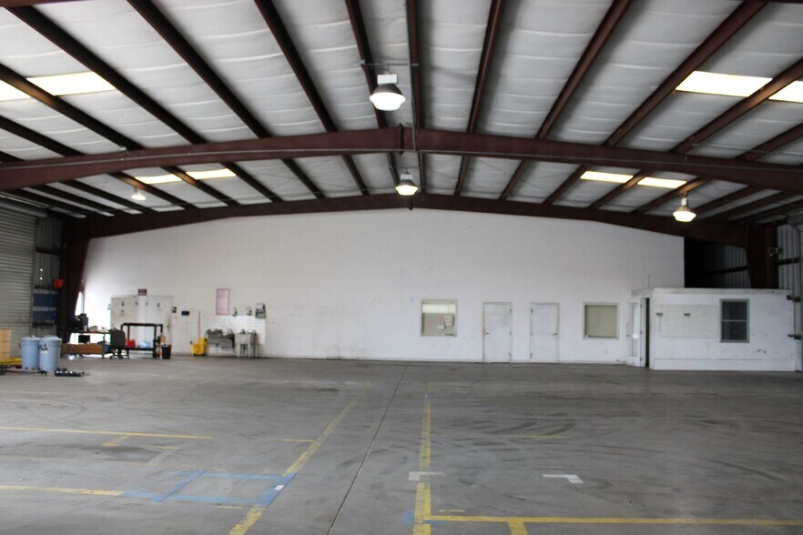More Photos Of 1400 L and R Industrial Blvd, Tarpon Springs Unknown For Lease