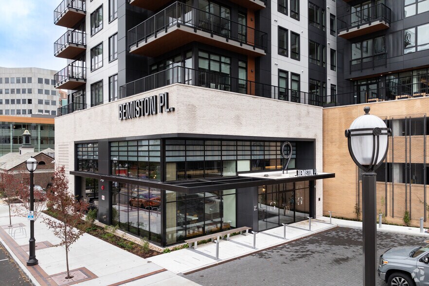 More Photos Of The Shoppes on Central Avenue, Clayton Apartments For Lease