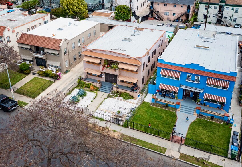 More Photos Of 3110 Raymond Ave, Los Angeles Apartments For Sale
