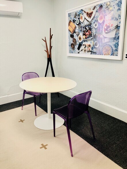 More Photos Of 19 W Putnam Ave, Greenwich Office For Lease