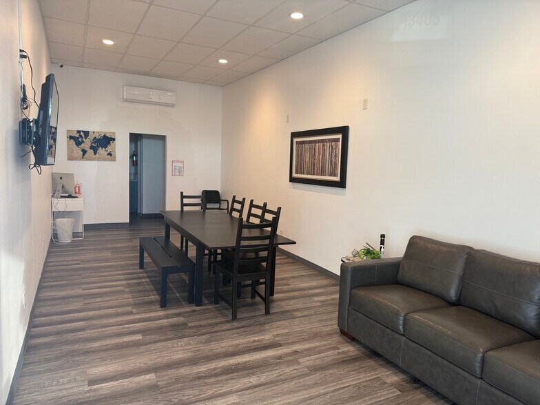 More Photos Of 13402-13428 Woodruff Ave, Bellflower Unknown For Lease