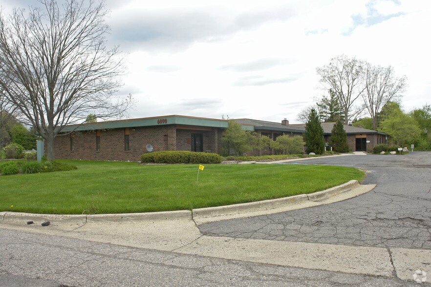 Primary Photo Of 6090 E Fulton St, Ada Office For Sale