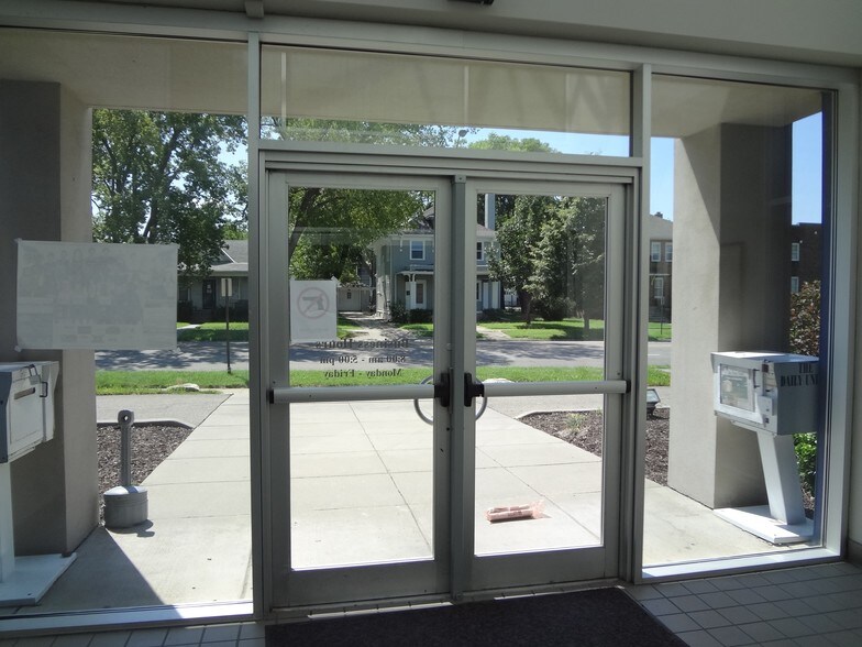 More Photos Of 222 W 6th St, Junction City Office For Sale