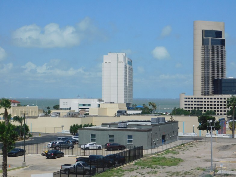 More Photos Of 710-724 Buffalo St, Corpus Christi Unknown For Lease