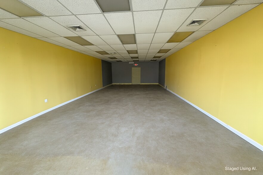 More Photos Of 46520 County Road 48, Southold Unknown For Lease