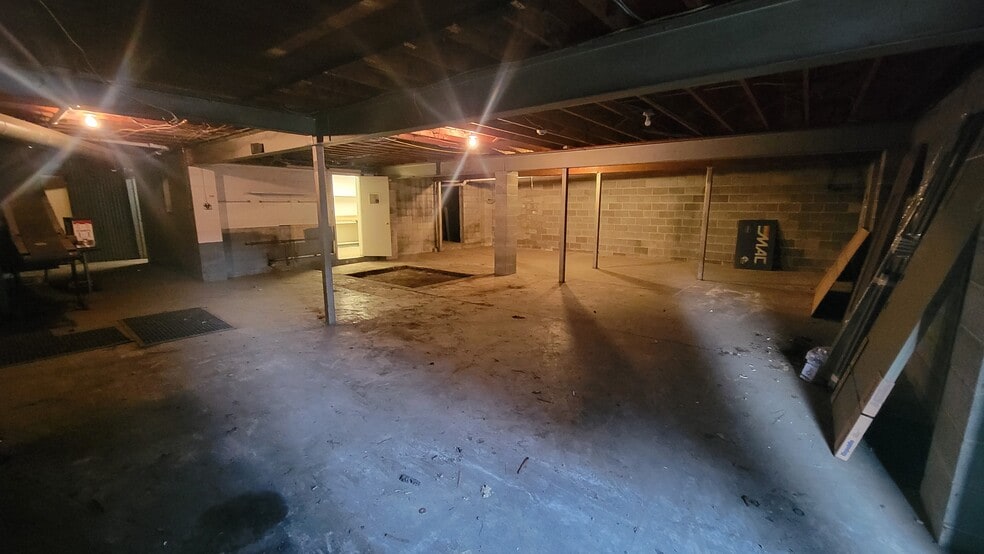 More Photos Of 2045 University Ave, Morgantown Convenience Store For Sale