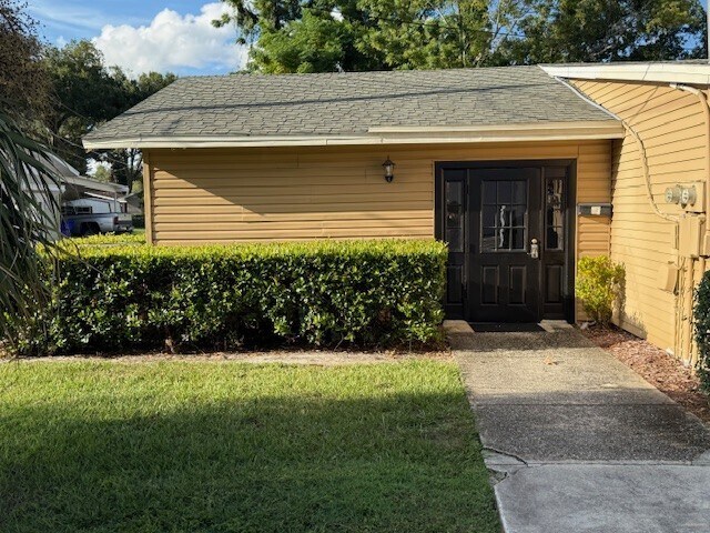 More Photos Of 285 E Alfred St, Tavares General Retail For Lease