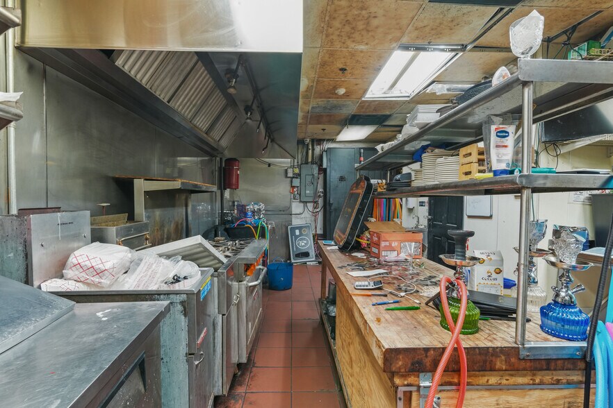 More Photos Of 727 Cranston St, Providence Bar For Sale