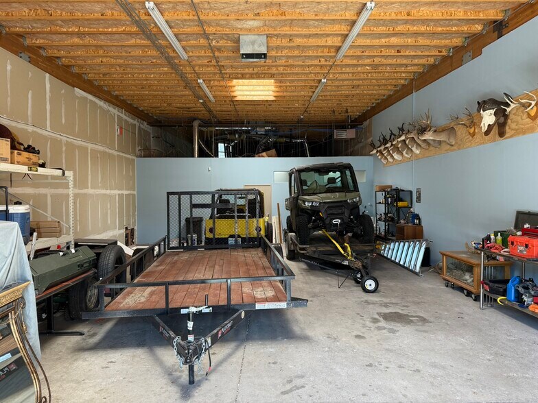 More Photos Of 890 E Patriot Blvd, Reno Light Distribution For Sale