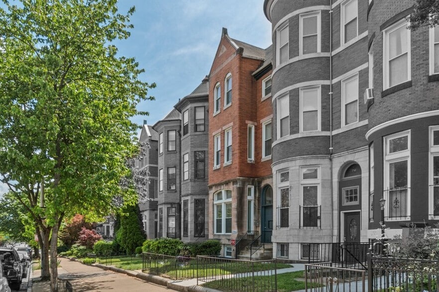More Photos Of 2740 Saint Paul St, Baltimore Apartments For Sale
