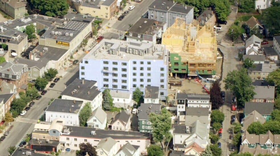 More Photos Of 71 Bow St, Somerville Apartments For Sale