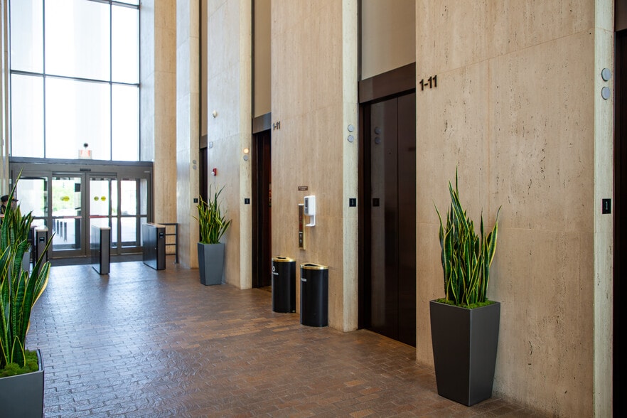 More Photos Of One Moody Plz, Galveston Office For Sale