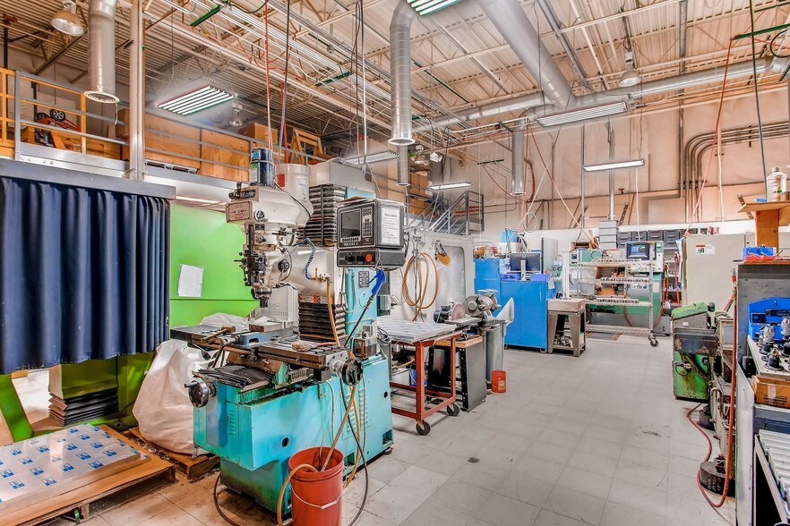 More Photos Of 1805-1823 S Murray Blvd, Colorado Springs Manufacturing For Lease