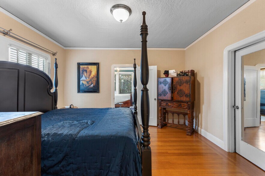 More Photos Of 2900 Barrett Ave, Richmond Multifamily For Sale