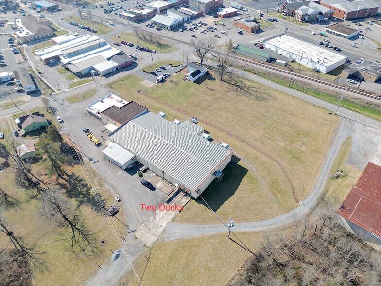 More Photos Of 104 Wheeler St, Portland Distribution For Sale