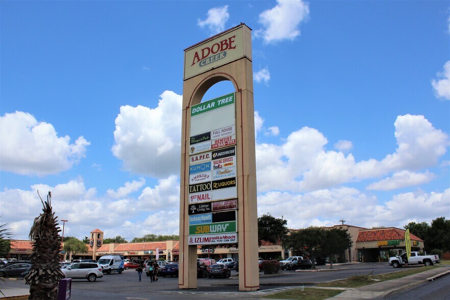 More Photos Of 2800-2864 Thousand Oaks Dr, San Antonio Unknown For Lease