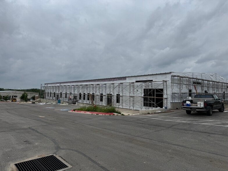 More Photos Of 3127 E Howard Ln, Manor Unknown For Lease
