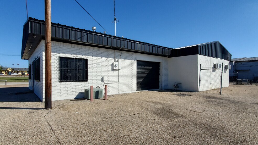 More Photos Of 124 N 4th St, Killeen Auto Repair For Lease