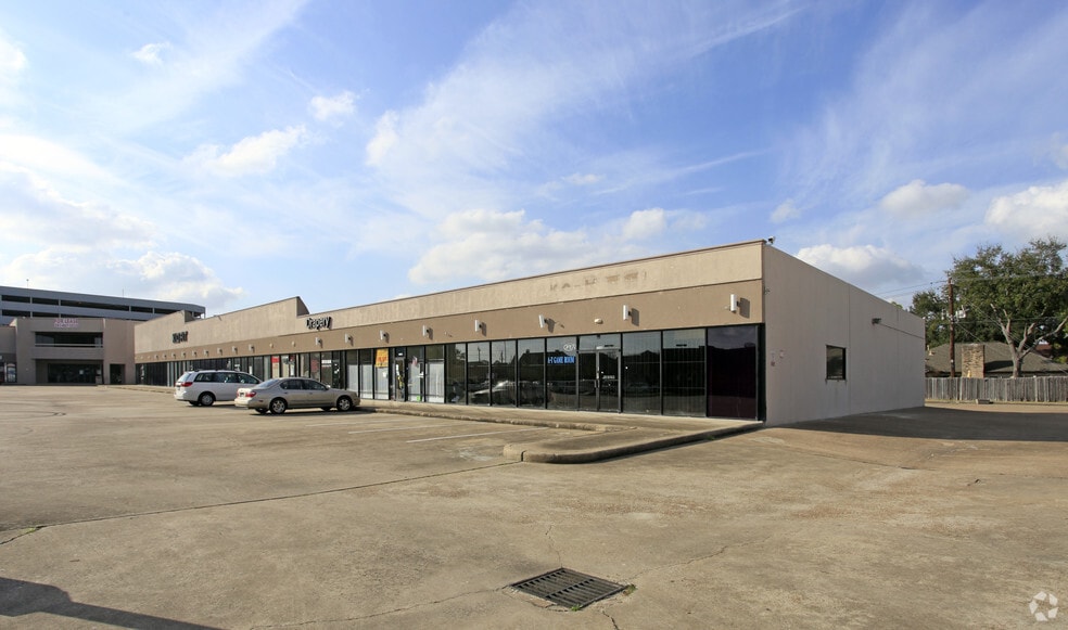 More Photos Of 11346-11470 Westheimer Rd, Houston Unknown For Lease