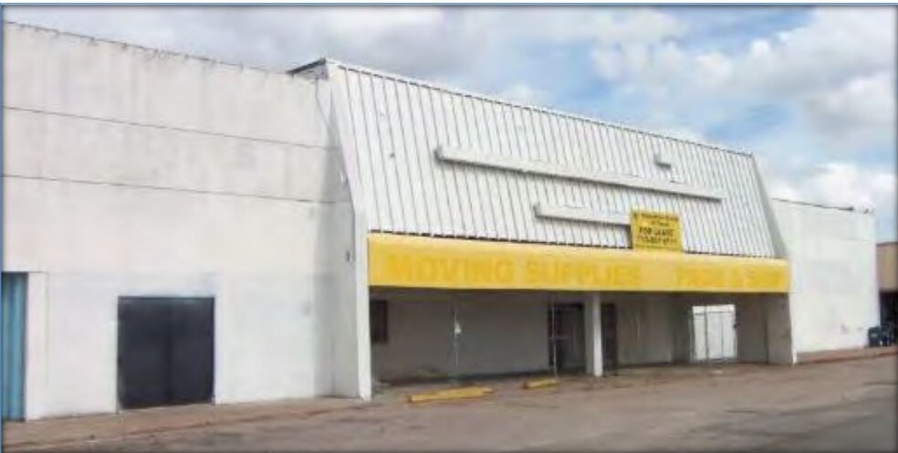 More Photos Of 13644 State Highway 249, Houston Storefront For Sale