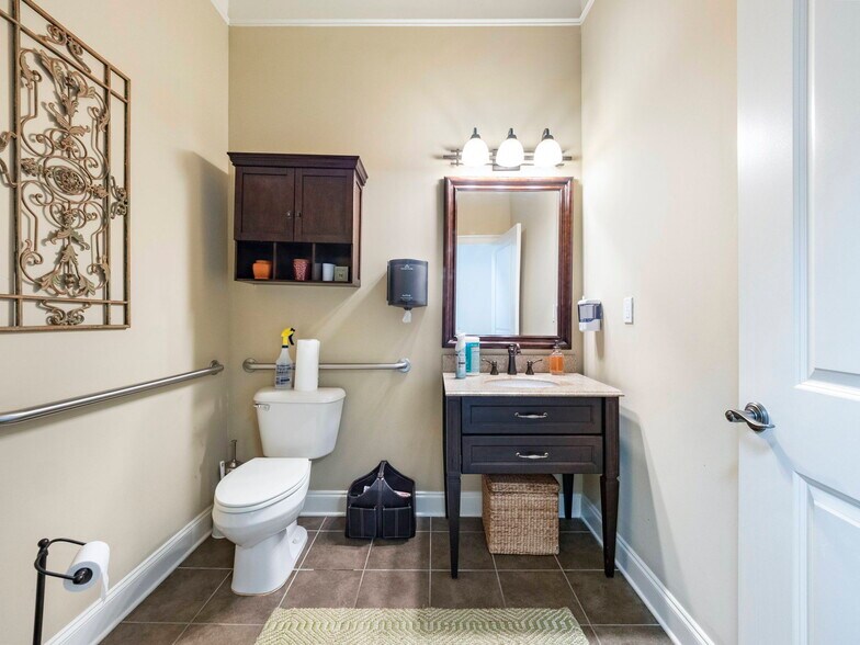 More Photos Of 5224 Palmero Ct, Buford Flex For Sale