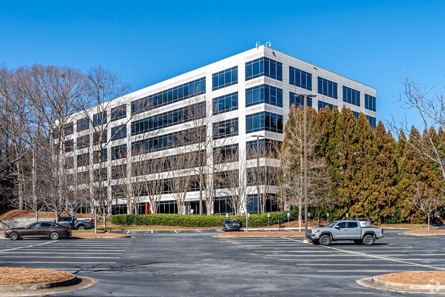 More Photos Of 3100 Interstate N Cir, Atlanta Office For Lease