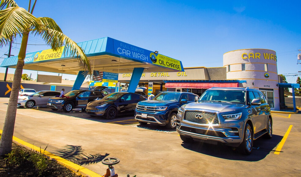 More Photos Of 21011 Pioneer Blvd, Lakewood Carwash For Sale
