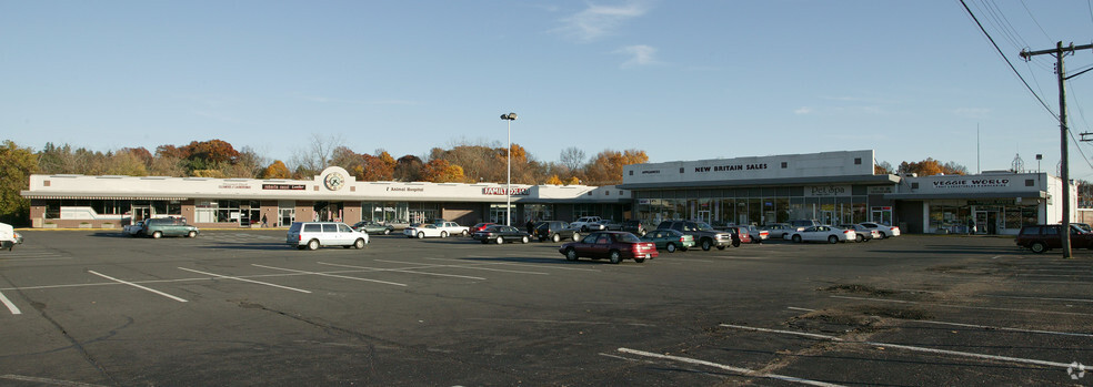 Primary Photo Of 719-725 New Britain Ave, Newington Unknown For Lease