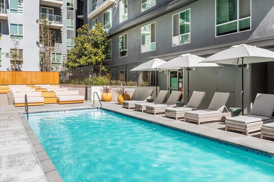 More Photos Of 1120 W 6th St, Los Angeles Apartments For Lease