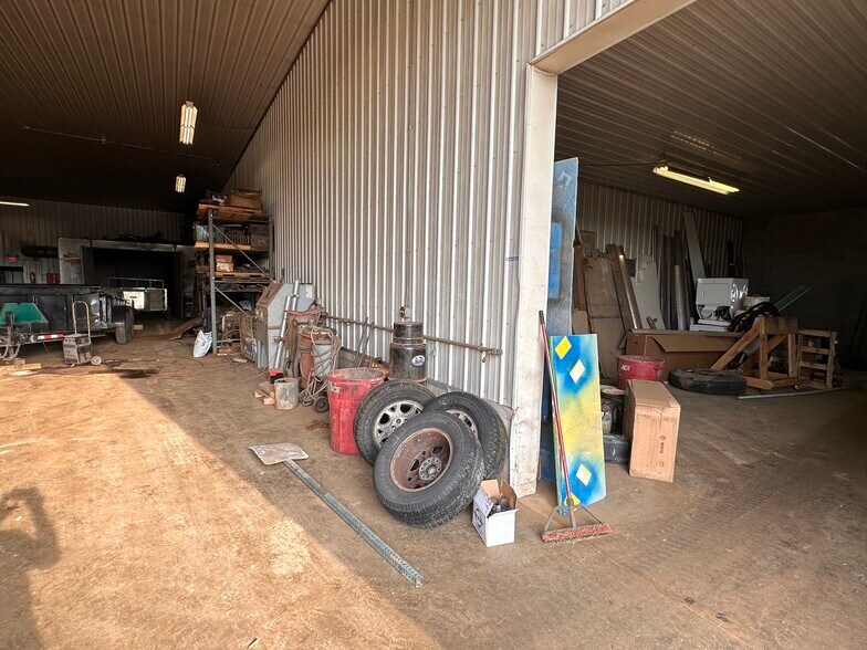 More Photos Of 3945 S Blue Star Dr, Traverse City Service For Sale