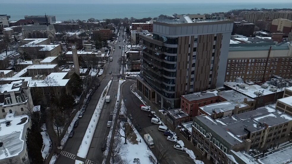 More Photos Of 716 Clark St, Evanston Apartments For Sale