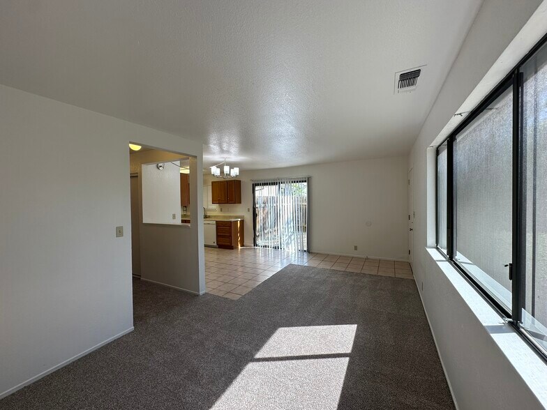 More Photos Of 3337 La Canada Dr, Cameron Park Apartments For Sale