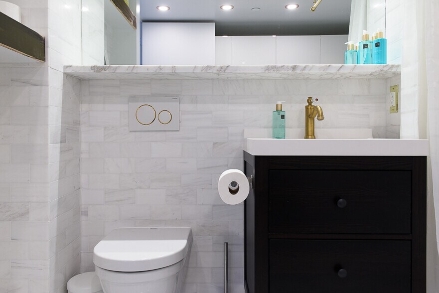 More Photos Of 165 Wyckoff St, Brooklyn Hospitality For Sale