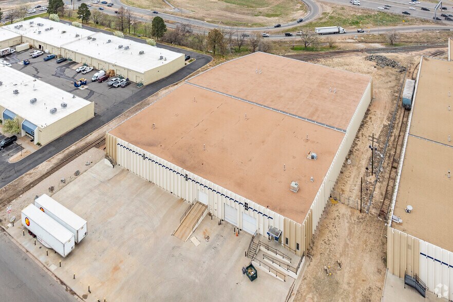 More Photos Of 10707 E 40th Ave, Denver Warehouse For Lease