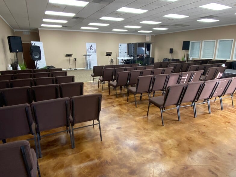 More Photos Of 6988 Raymond Stotzer, College Station Industrial For Sale