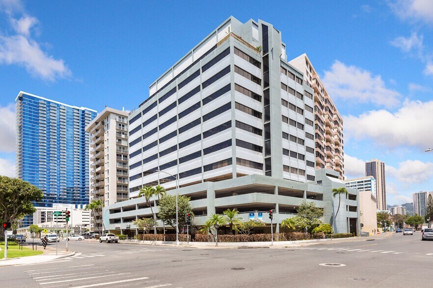 More Photos Of 1580 Makaloa St, Honolulu Office For Lease